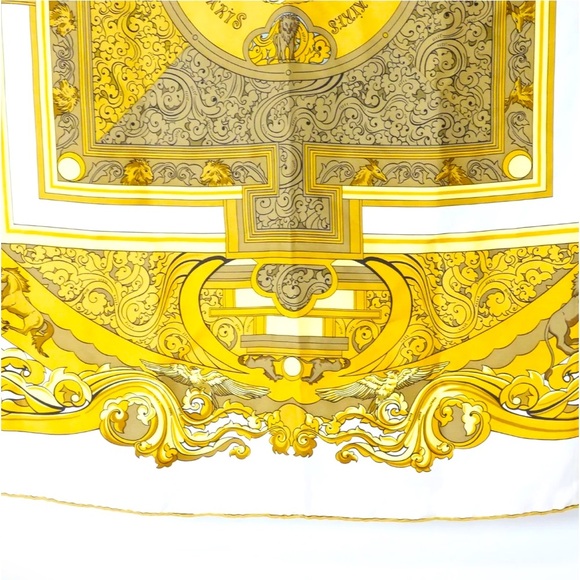 EUC$585 HERMES Gold SCARF - Picture 5 of 16